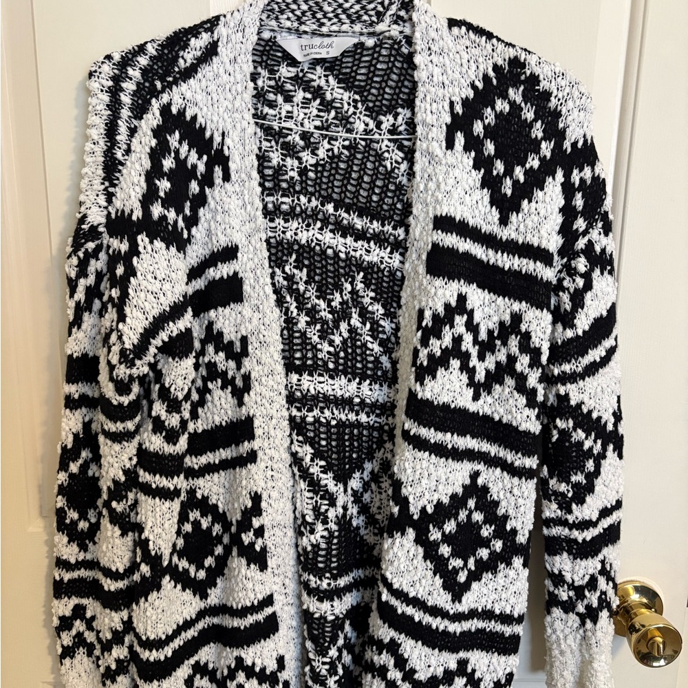 Trendyol Black and White Geometric Cardigan Sweater